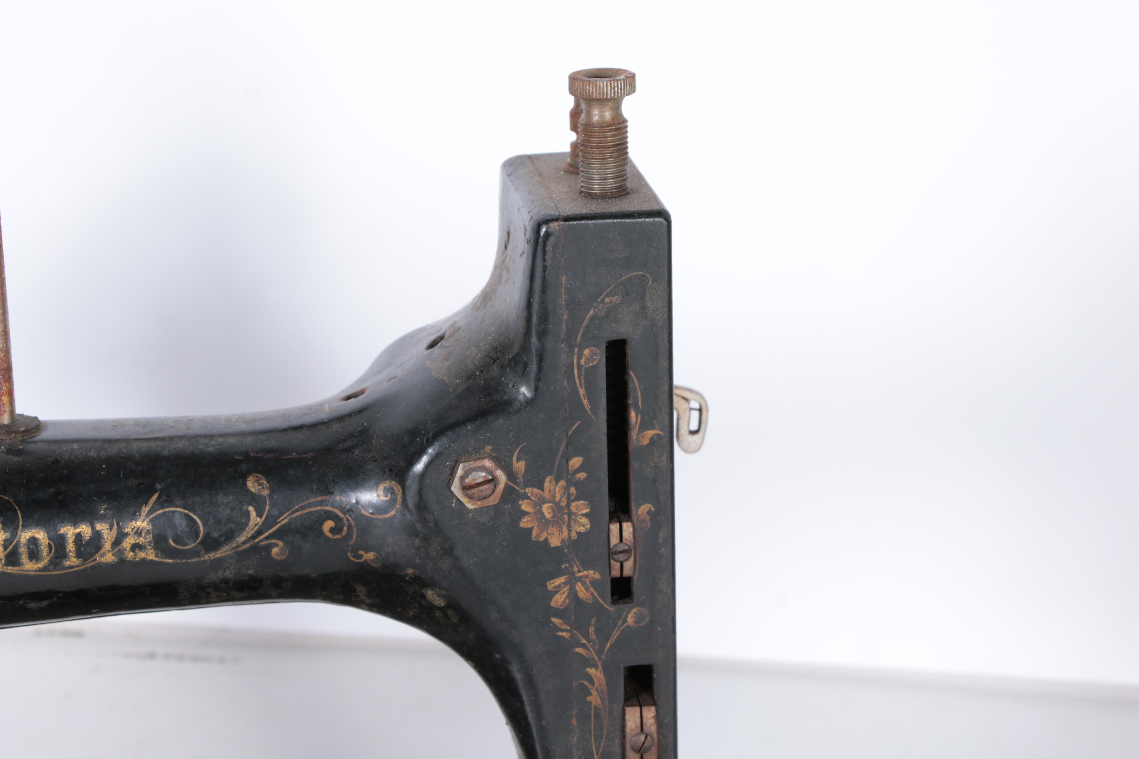 Antique Victoria Sewing Machine EBTH