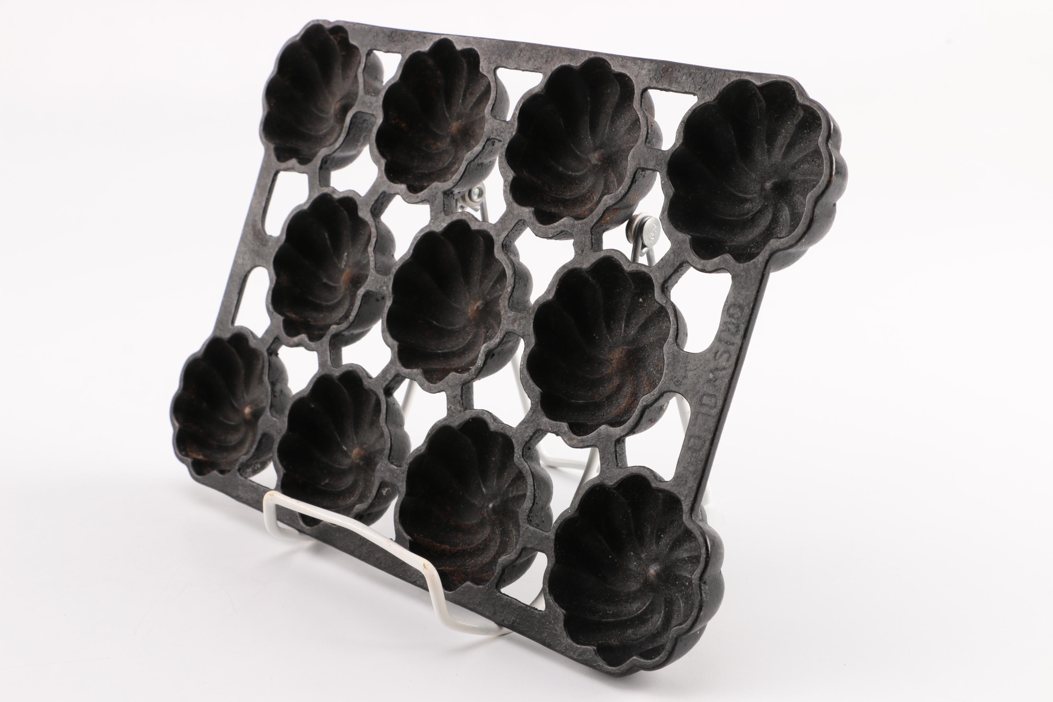 Griswold Cast Iron Cake Molds EBTH