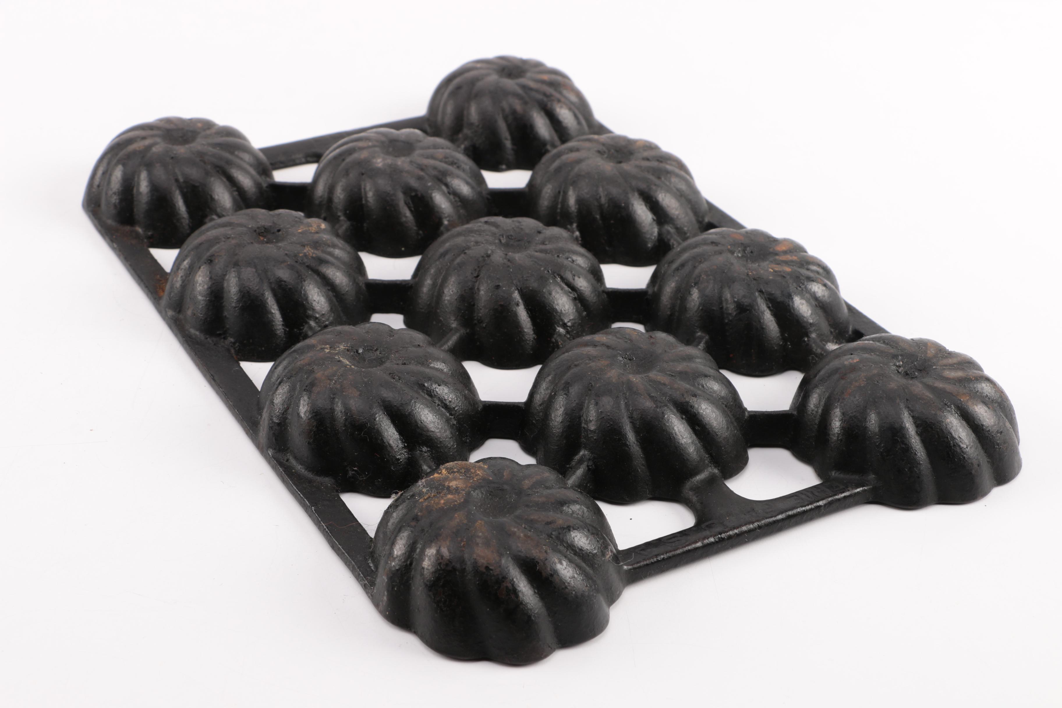 Griswold Cast Iron Cake Molds EBTH