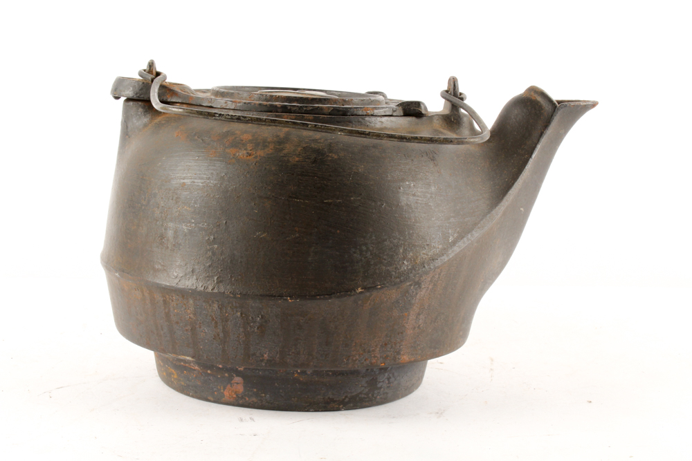 Lithgow Mfg. Co. Louisville, KY Cast Iron Kettle EBTH