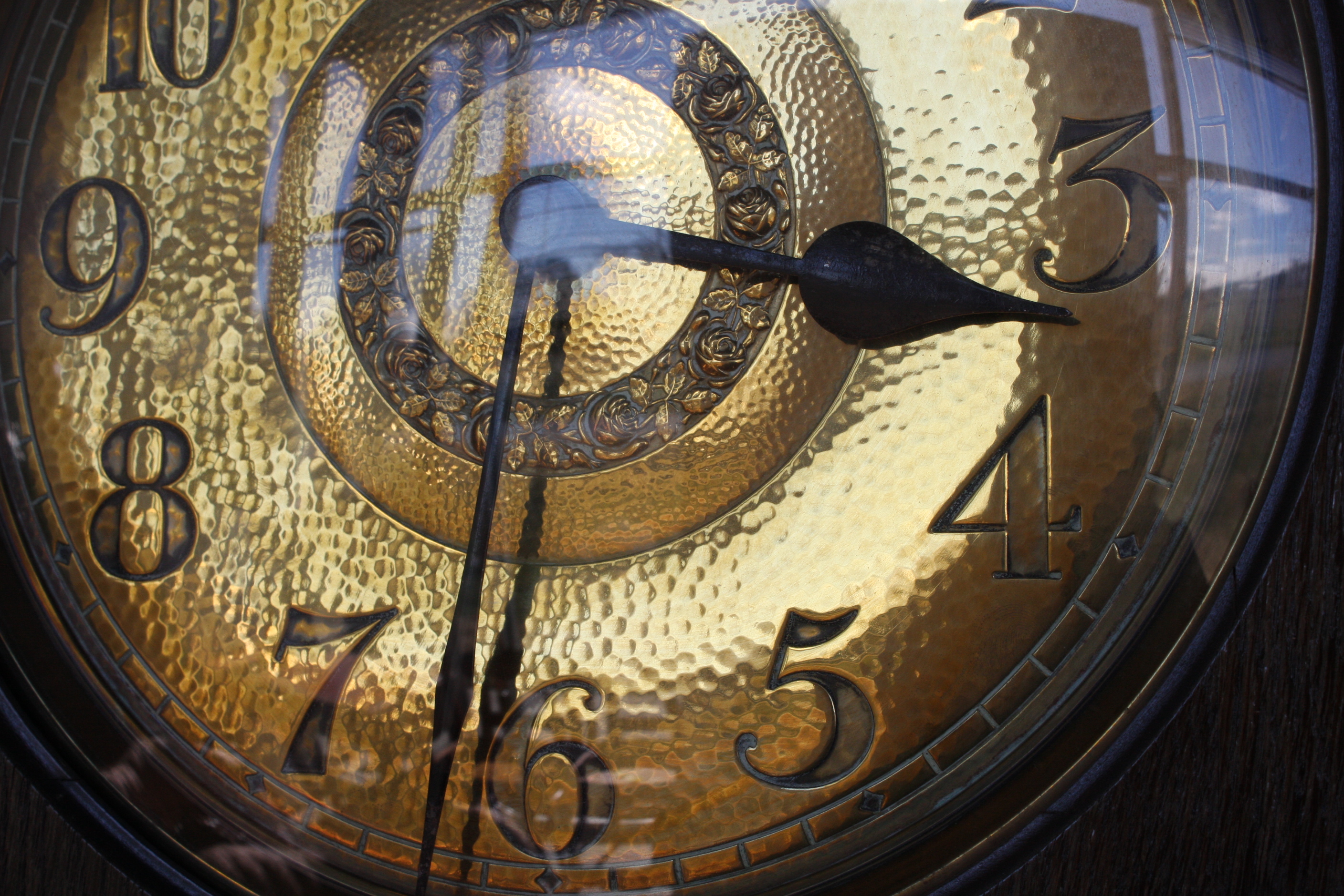 Antique Divina Gong Carved Wooden Grandfather Clock EBTH