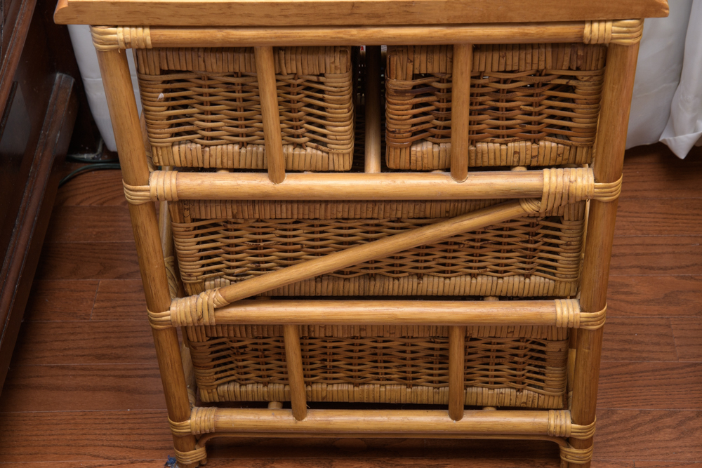 Side Table with Wicker Drawers EBTH