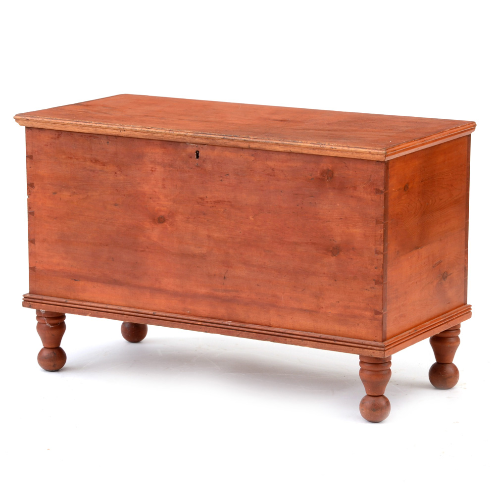 Antique Pine Dovetail Blanket Chest EBTH