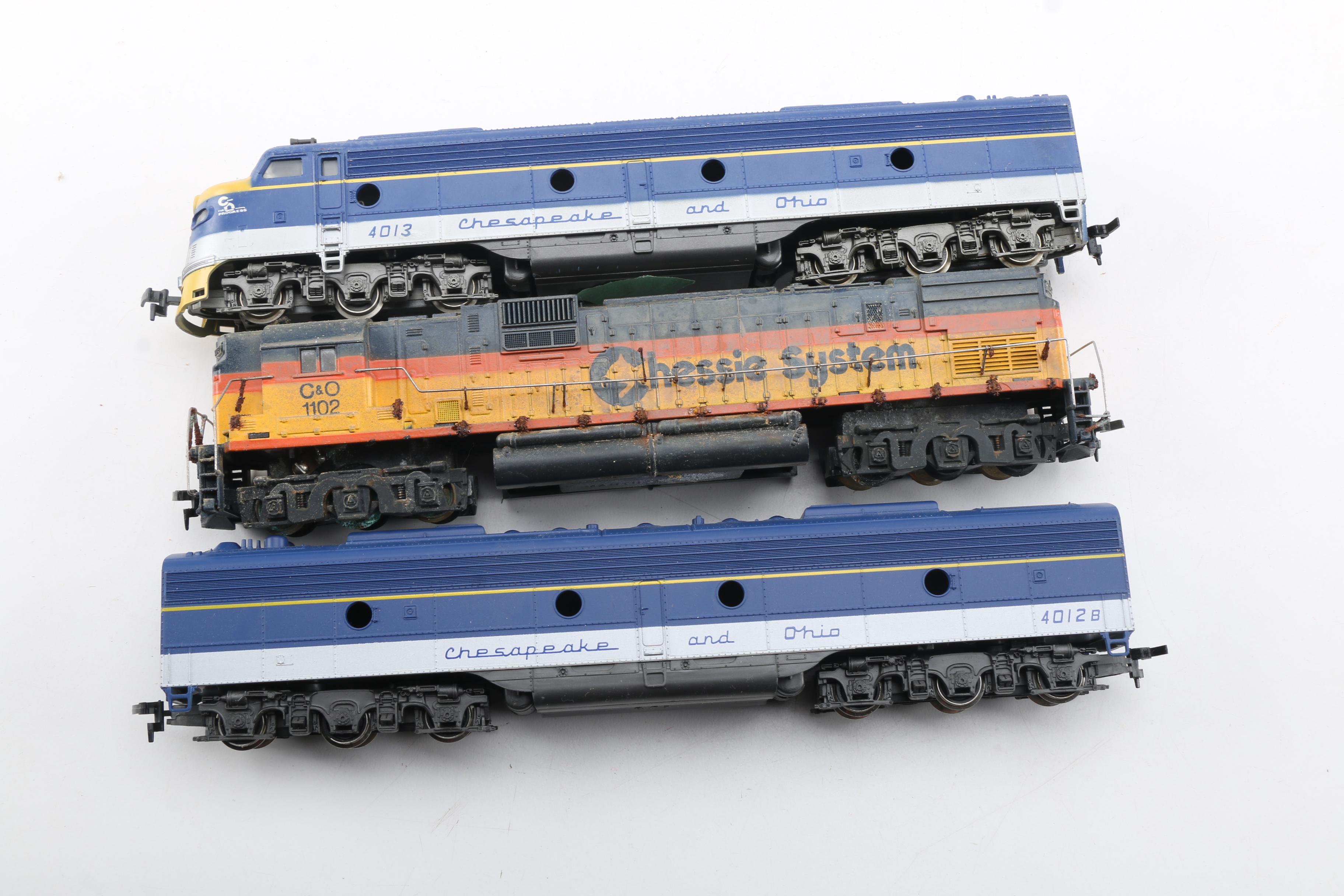 HO Scale Chesapeake and Ohio Passenger Trains and Diesel Engines EBTH