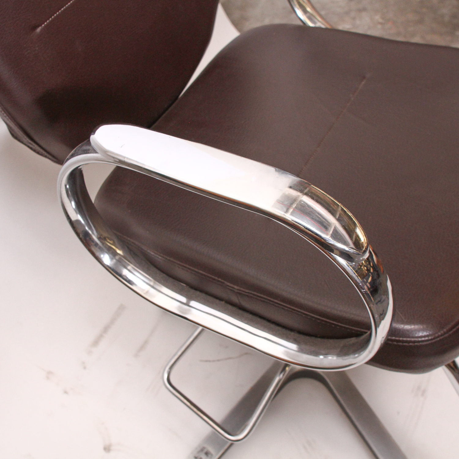 Brown Leather Salon Chair by Takara Belmont EBTH