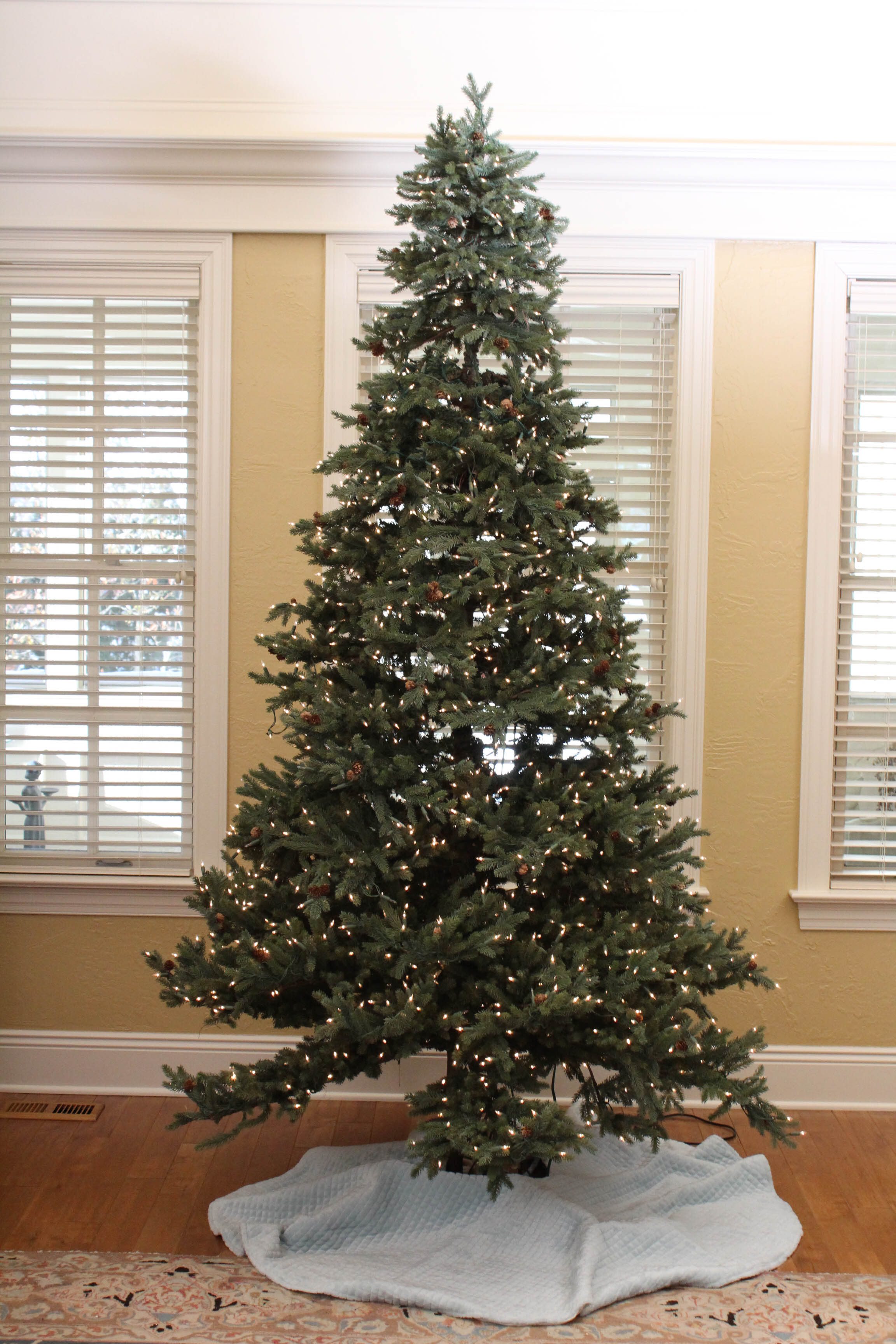 Frontgate Holiday Collection Christmas Tree EBTH