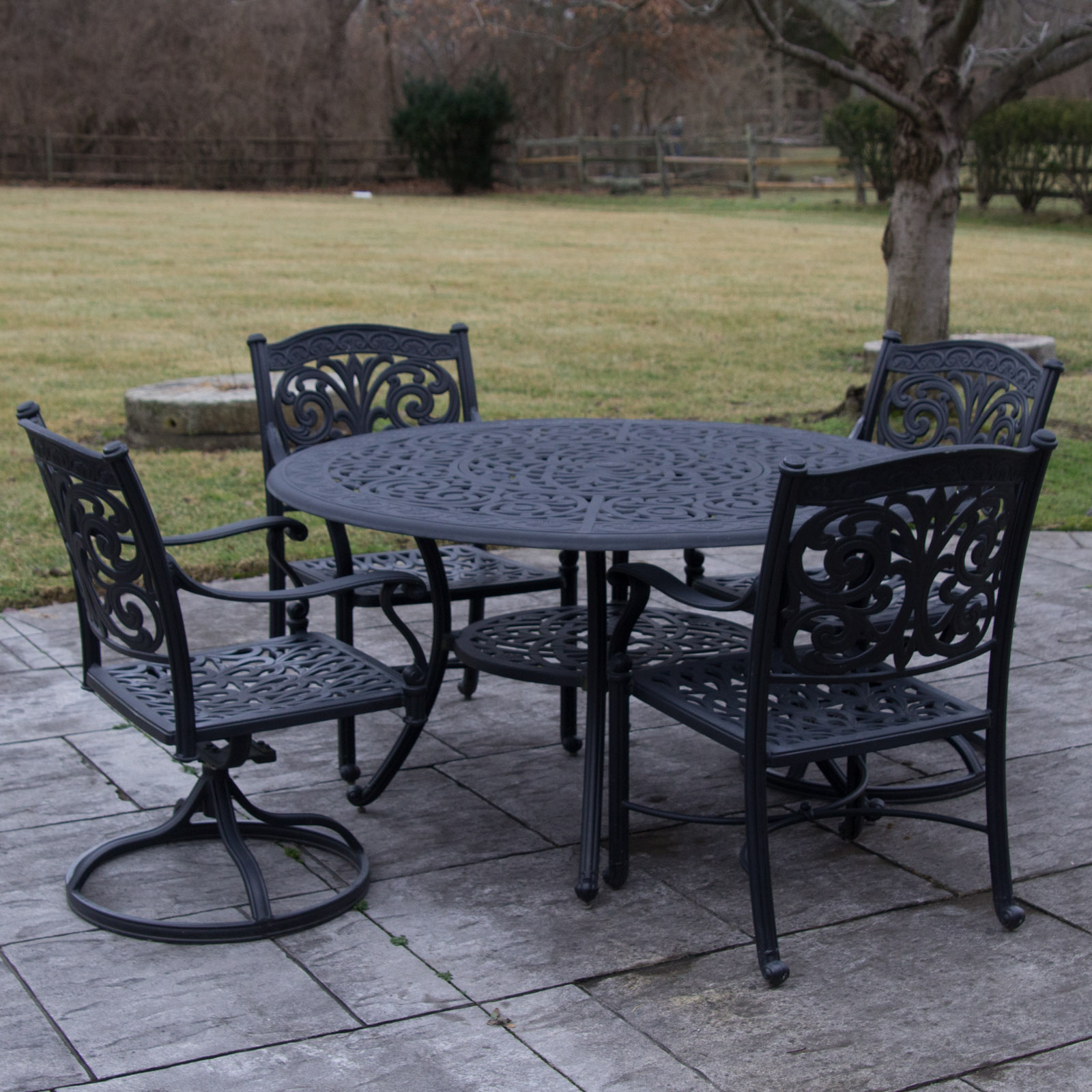 Hanamint Patio Dining Table & Chairs EBTH