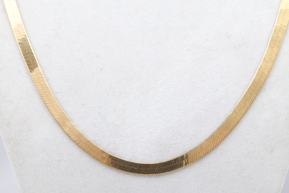 14K Yellow Gold Herringbone Chain Necklace EBTH
