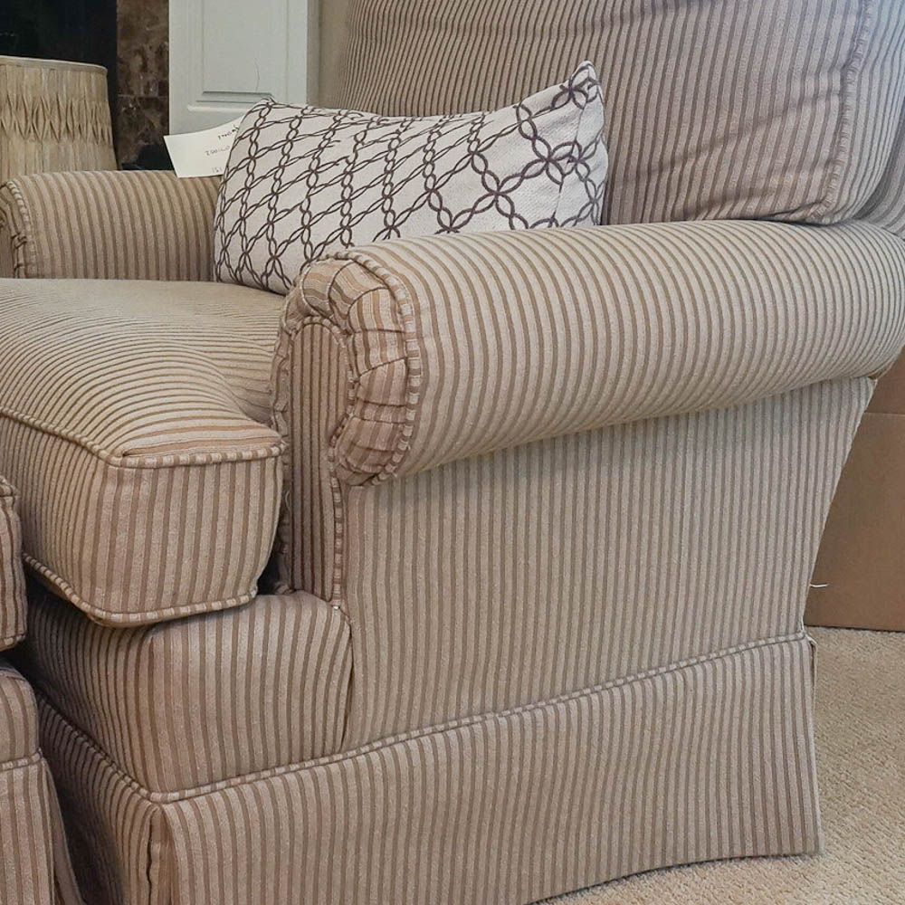 Pair of Club Chairs with Ottomans by Best Chair, Inc. EBTH