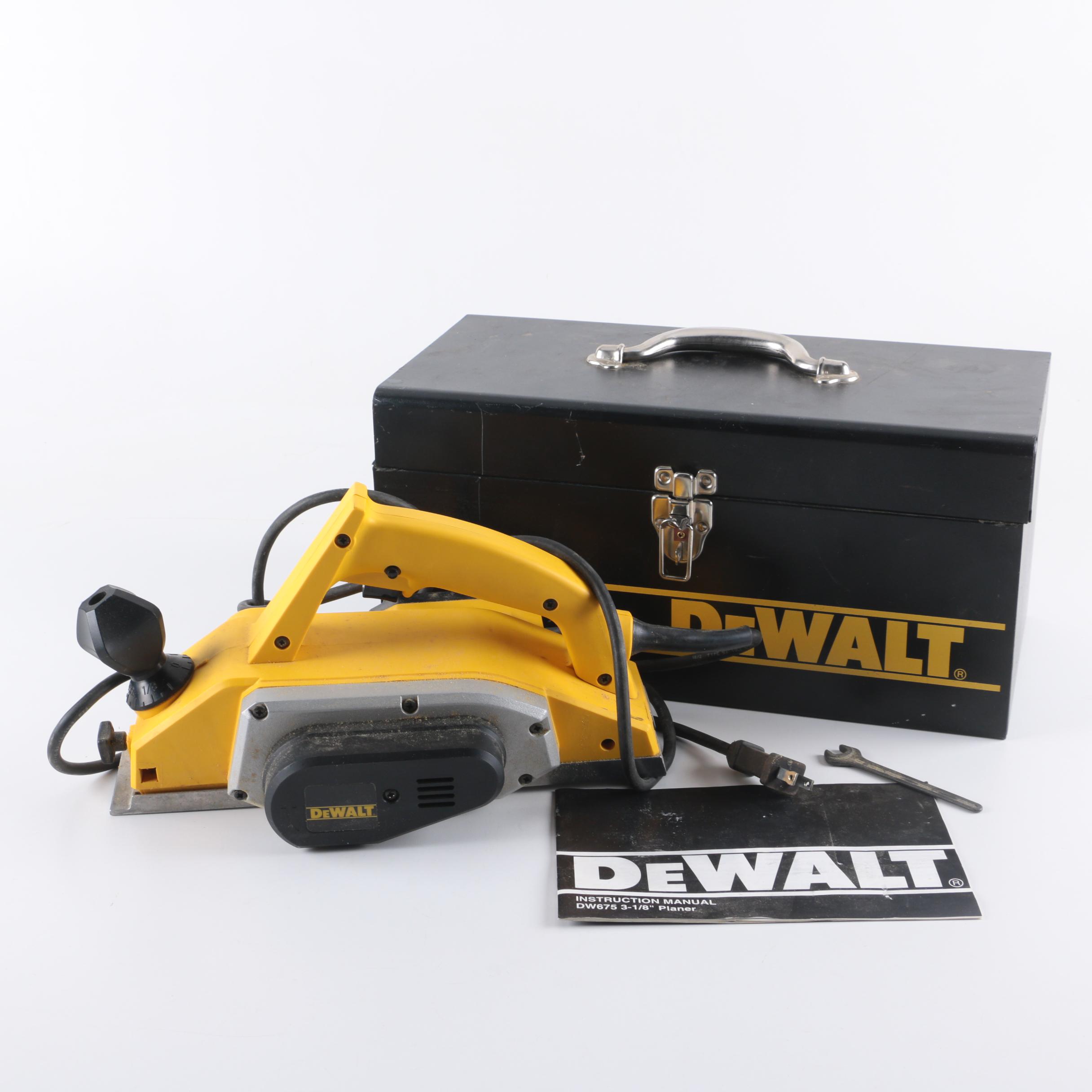 DeWalt DW675 31/8" Planer with Accessories EBTH