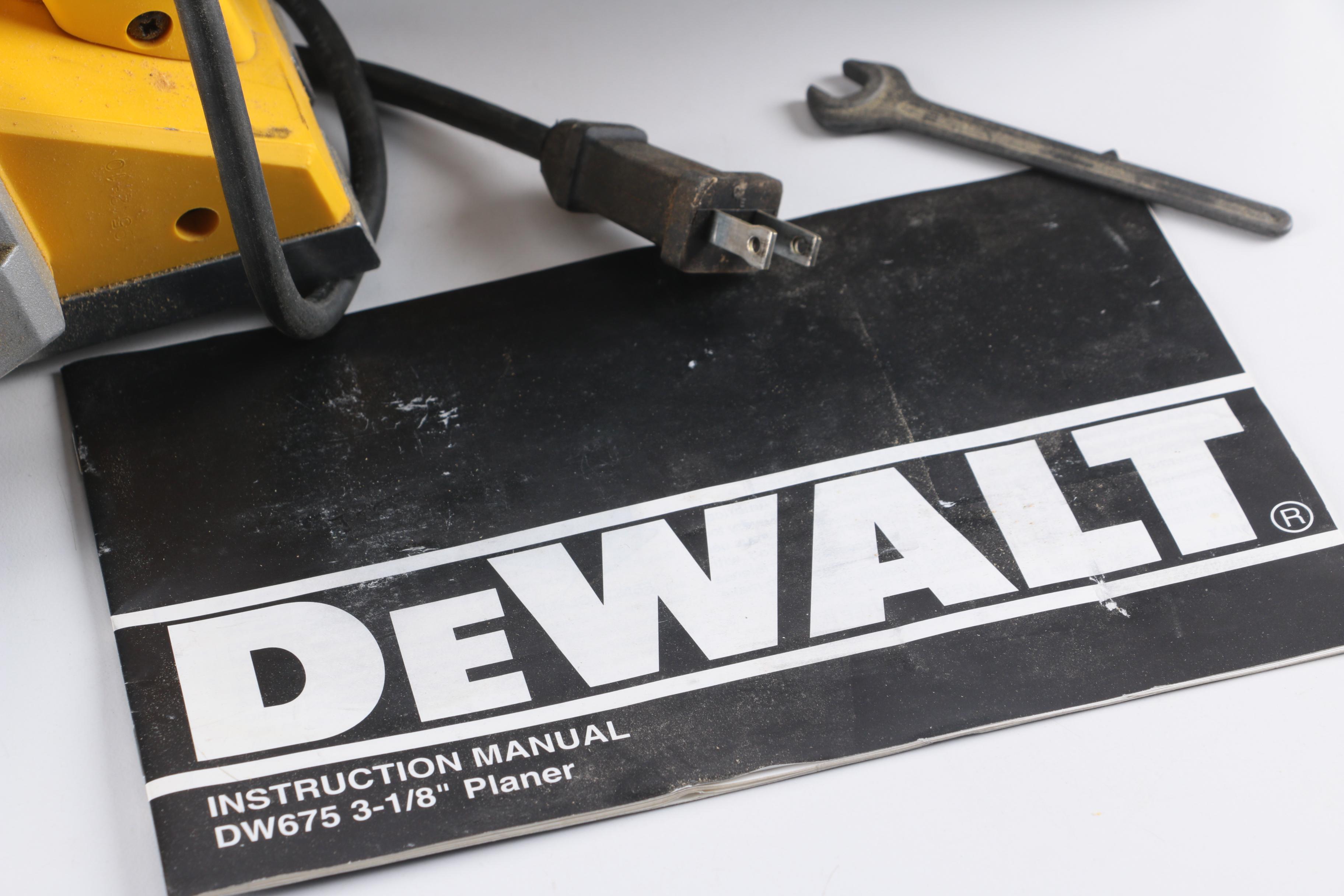 DeWalt DW675 31/8" Planer with Accessories EBTH