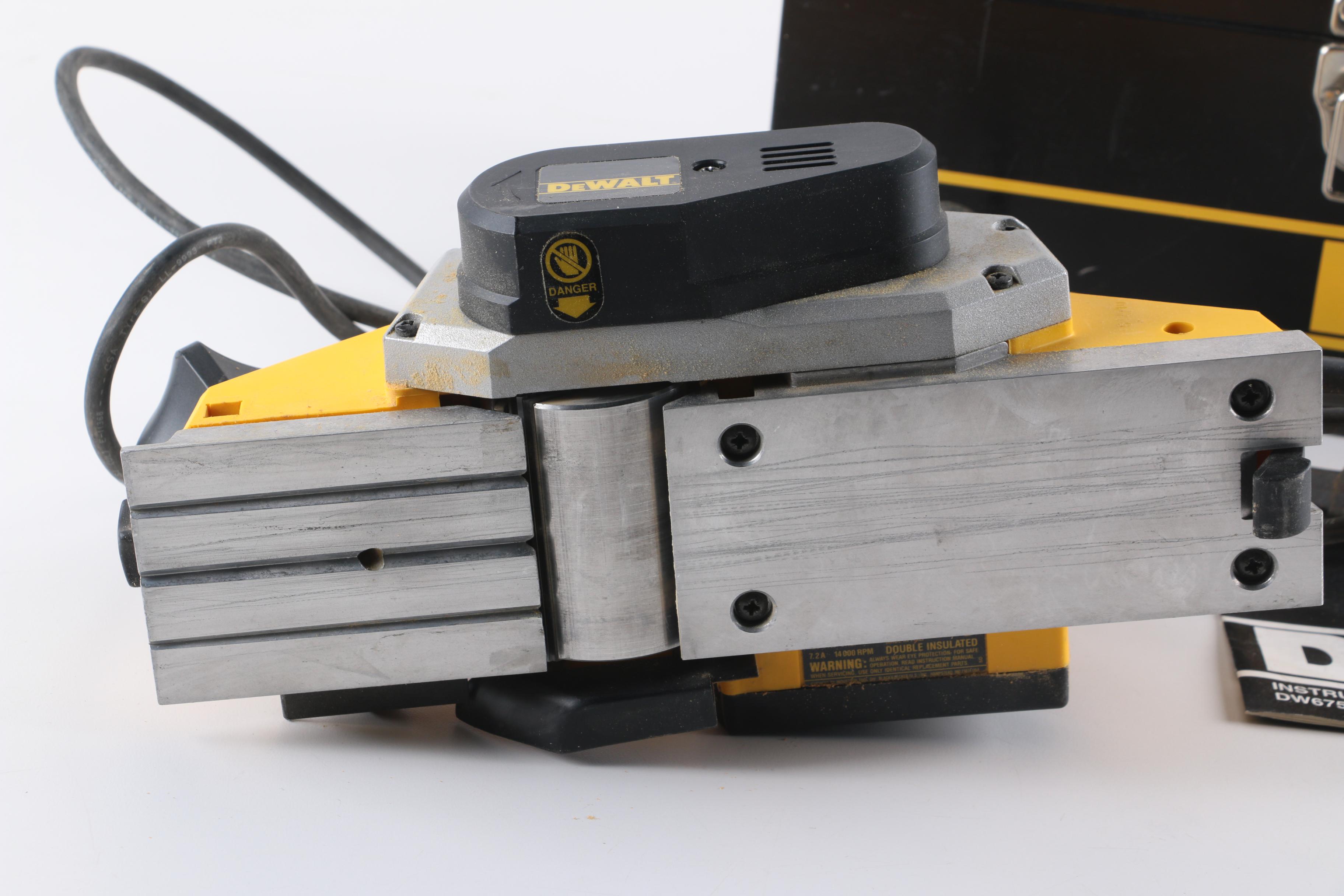 DeWalt DW675 31/8" Planer with Accessories EBTH