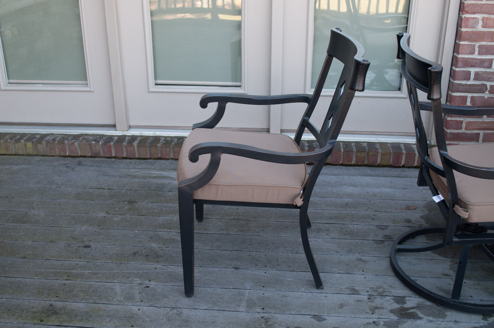 Costco "Broadway" Aluminum Patio Table and Chairs EBTH