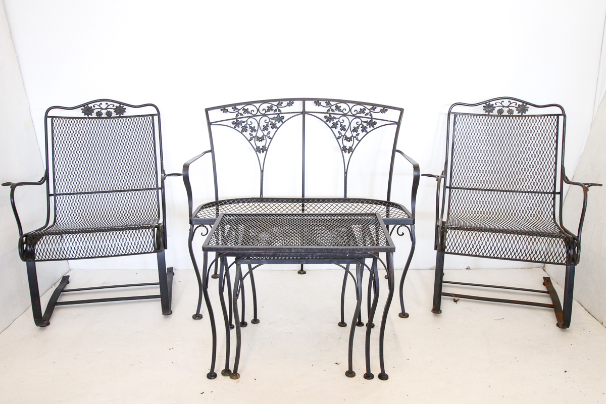 Vintage Metal Patio Set EBTH