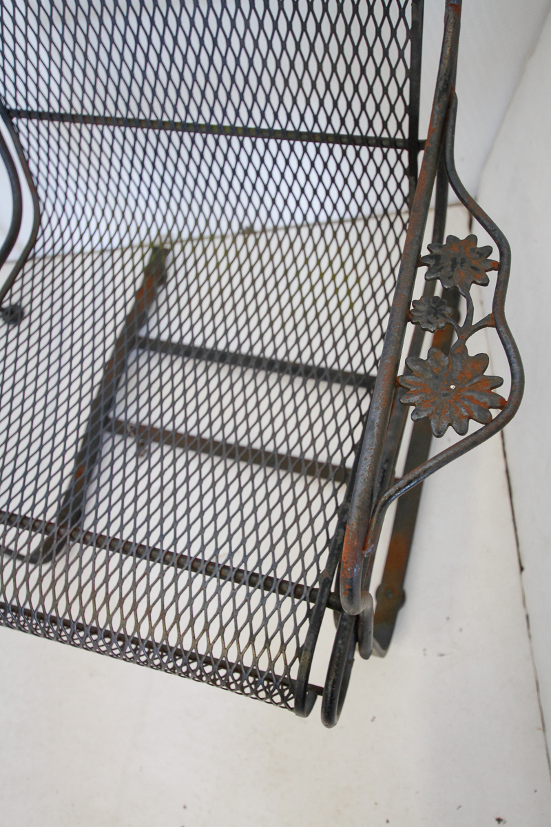 Vintage Metal Patio Set EBTH