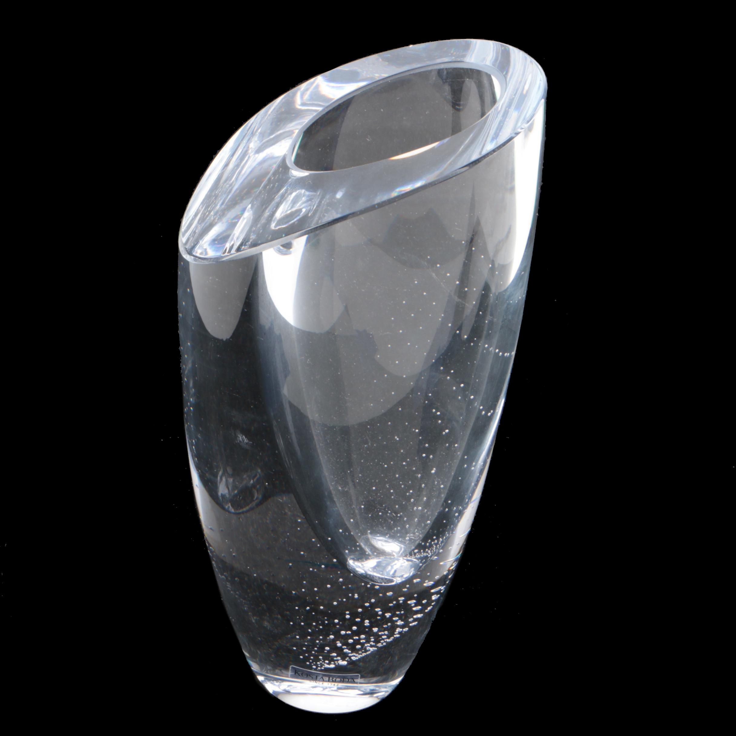 Goran Warff For Kosta Boda Seeded Crystal Vase Ebth