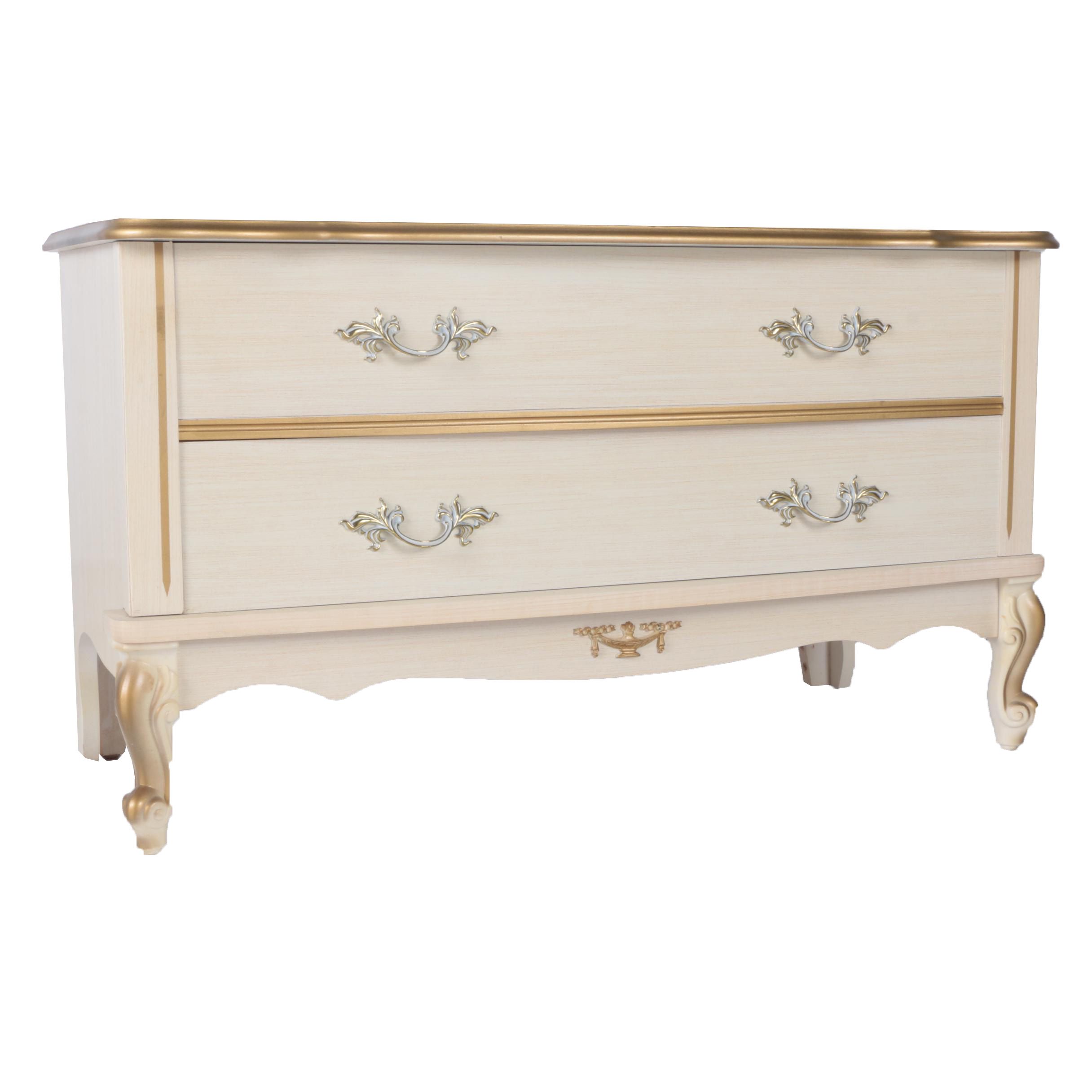 French Provincial Style Blanket Chest EBTH