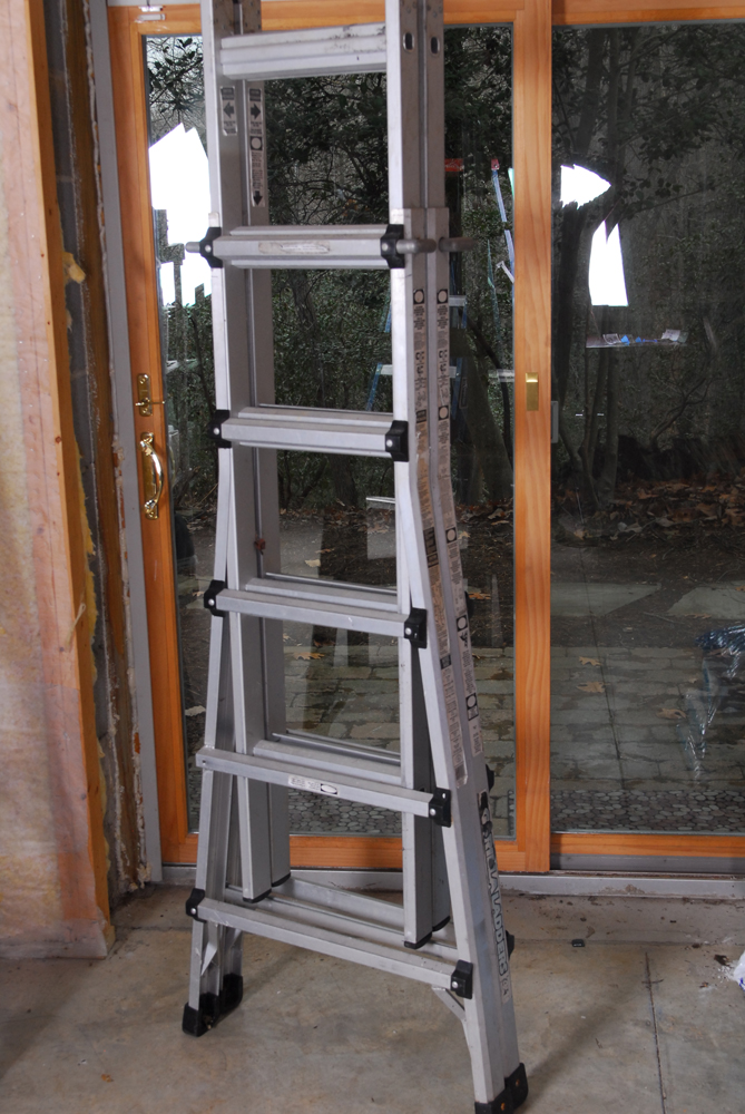 6 FT Louisville, 8 FT Werner and "4 in 1" Gorilla Ladders EBTH