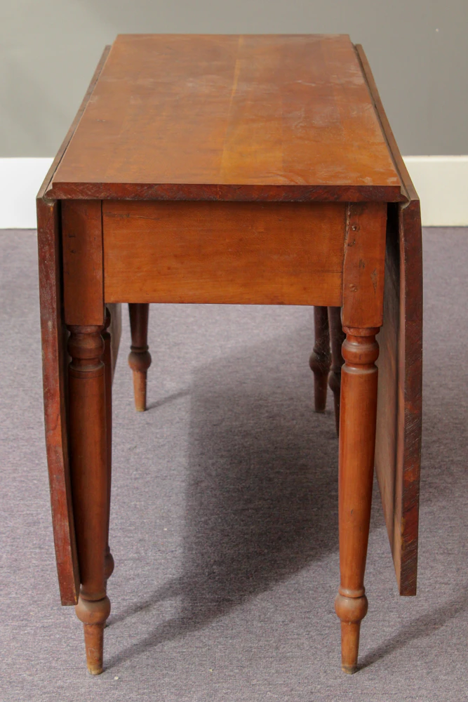 Antique Cherry Drop Leaf Gateleg Table | EBTH