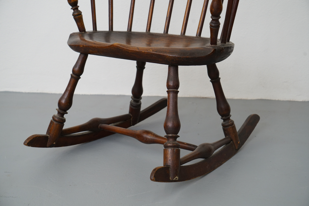 Early 19th Century Windsor Rocking Chair EBTH