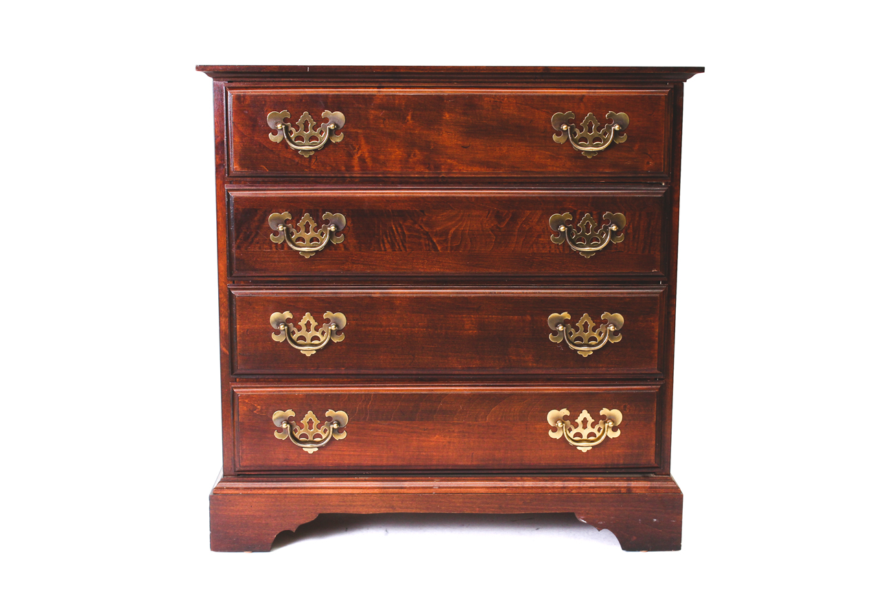 Lowboy Chest by Mersman Furniture EBTH
