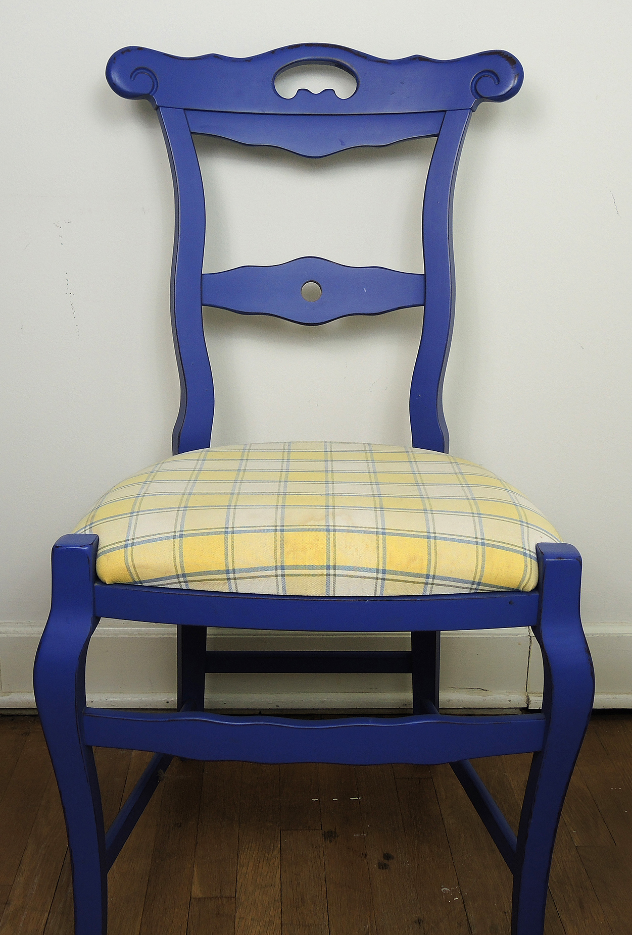 Arhaus White Enamel Top Table and Chairs EBTH