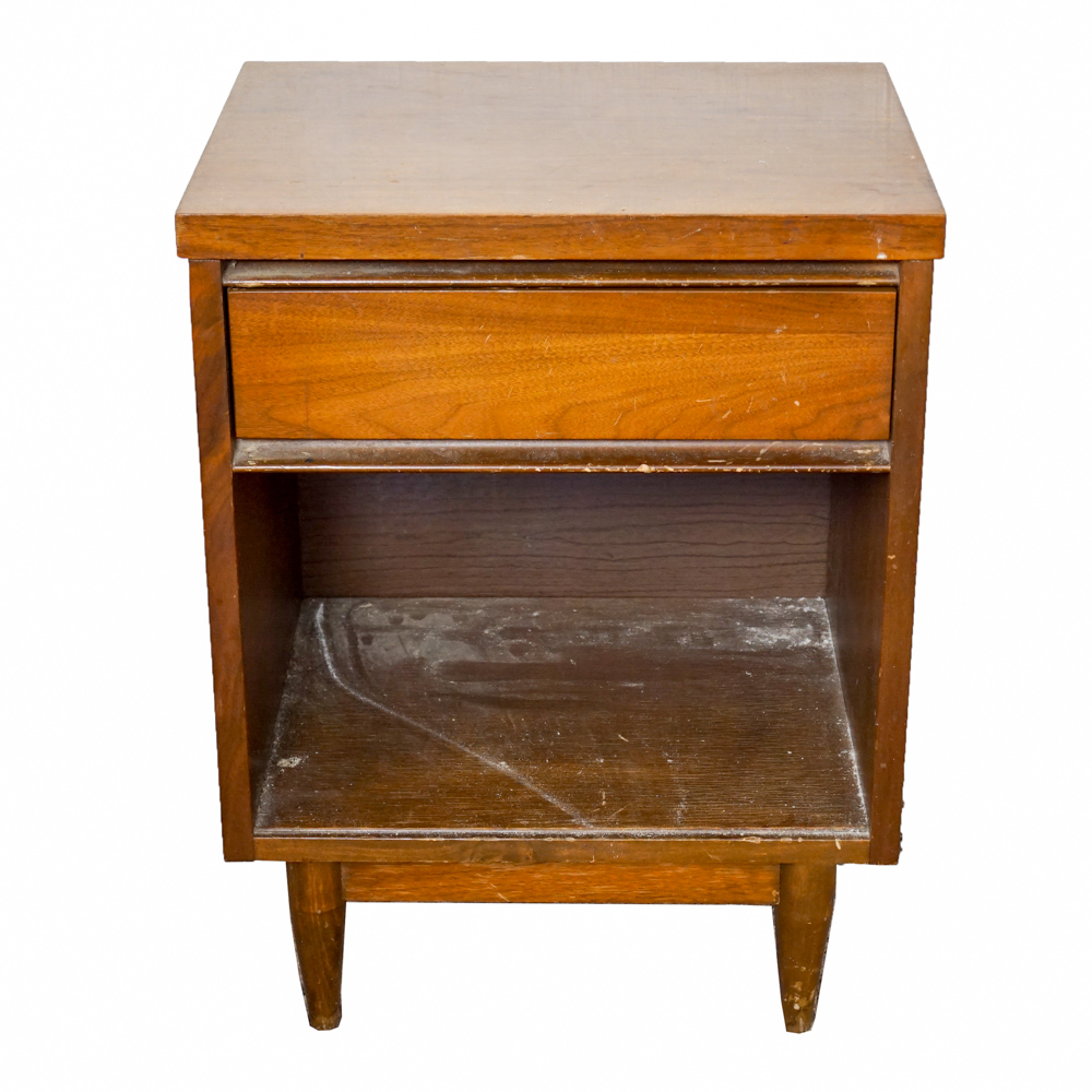 Vintage Mid Century Modern Nightstand EBTH
