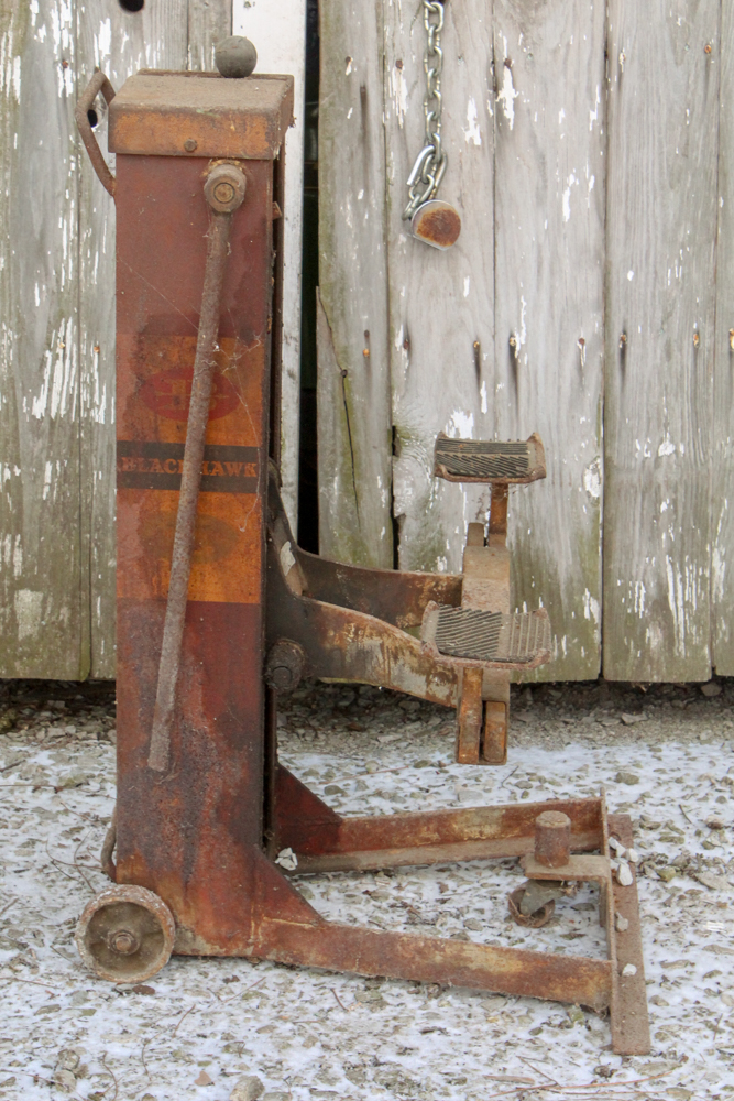 Vintage Hydraulic Bumper Jack by Blackhawk Mfg Co. EBTH