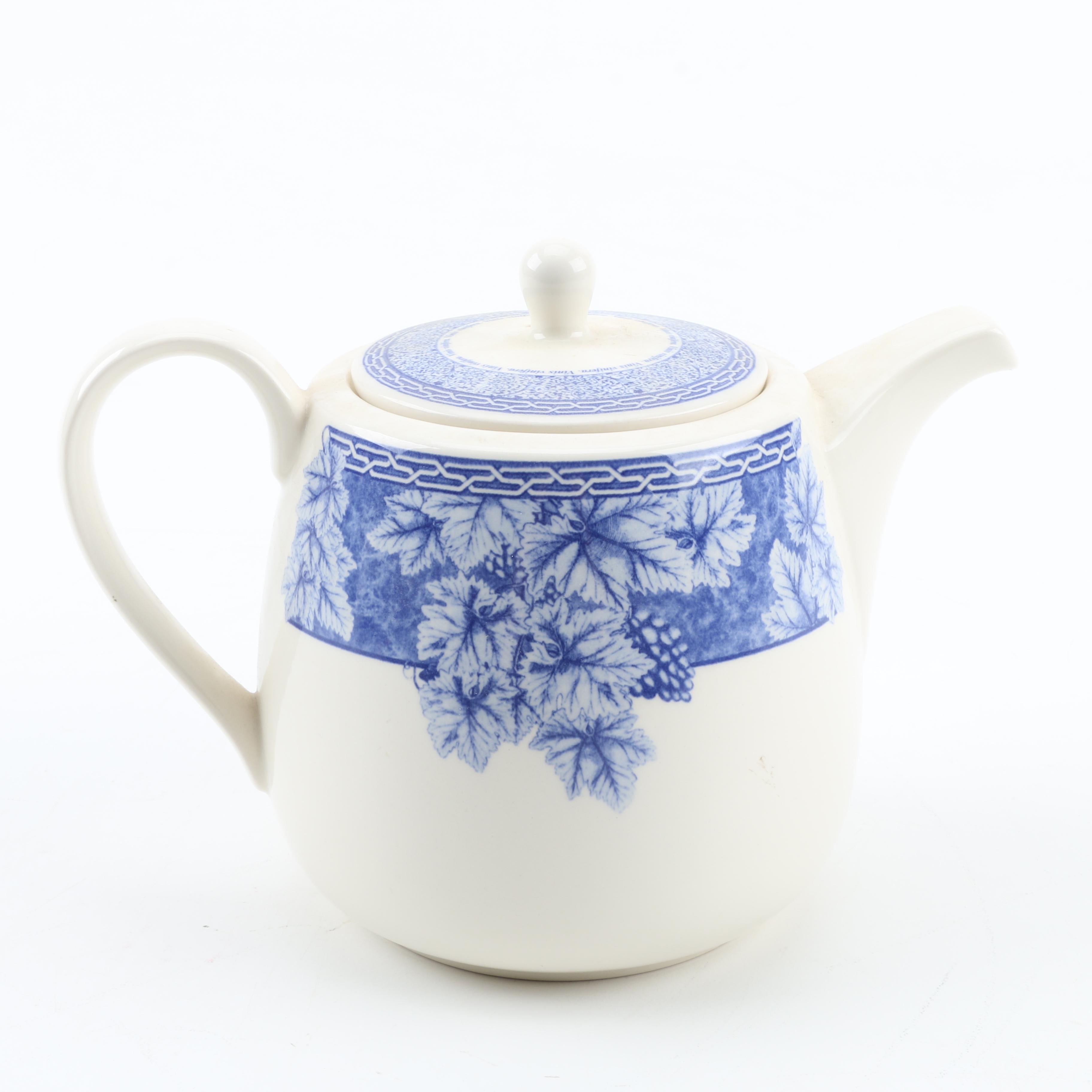 Wedgwood Home "Vintage Blue" Earthenware Tea Pot EBTH