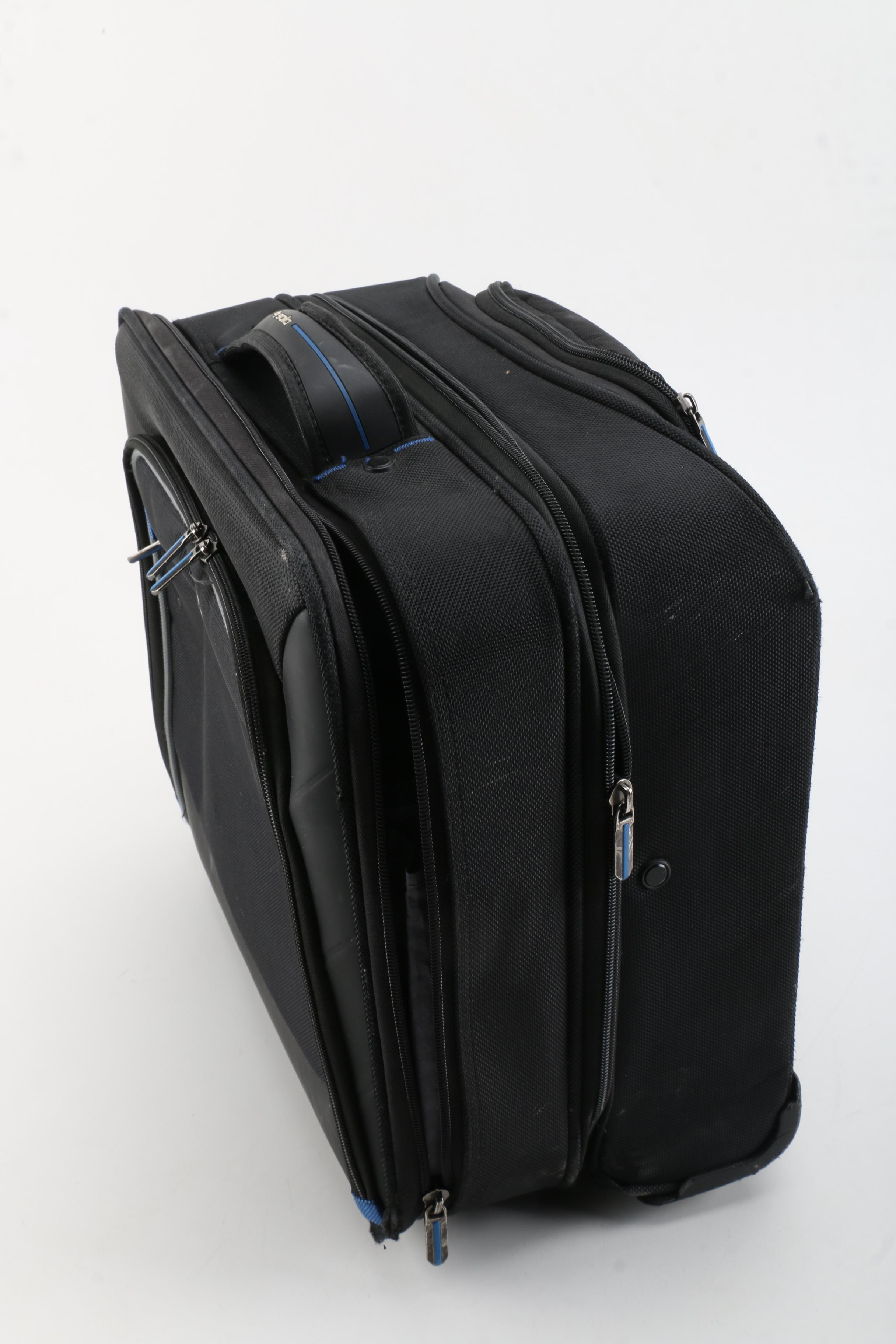 Solo Nylon Carry on Luggage EBTH