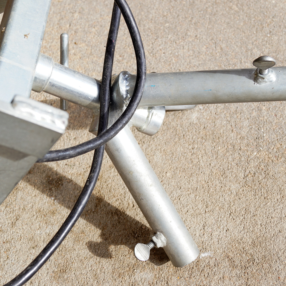 ATEC Rookie Softball Pitching Machine. EBTH