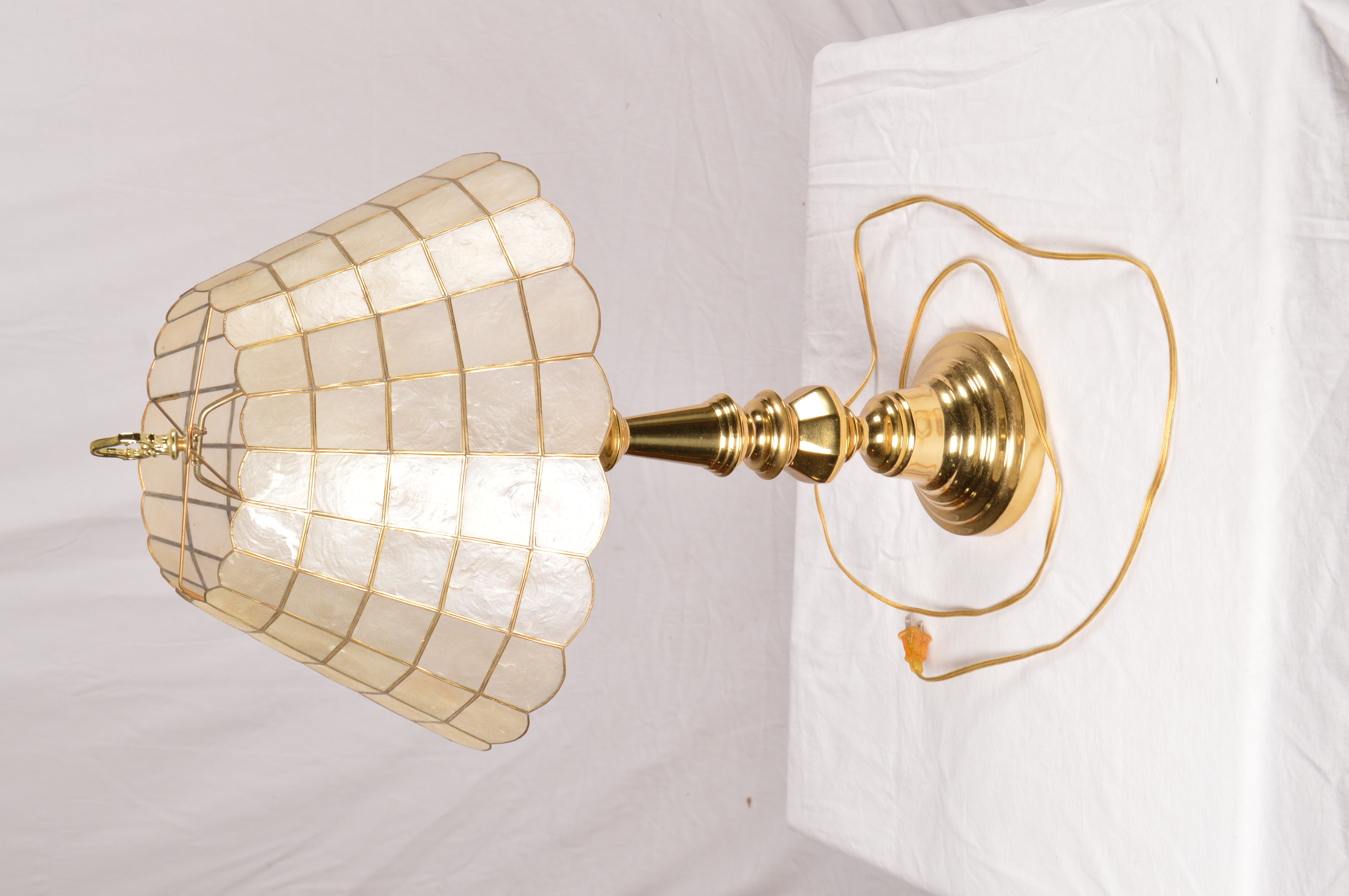 Classical Brass Lamp with Shell Shade | EBTH