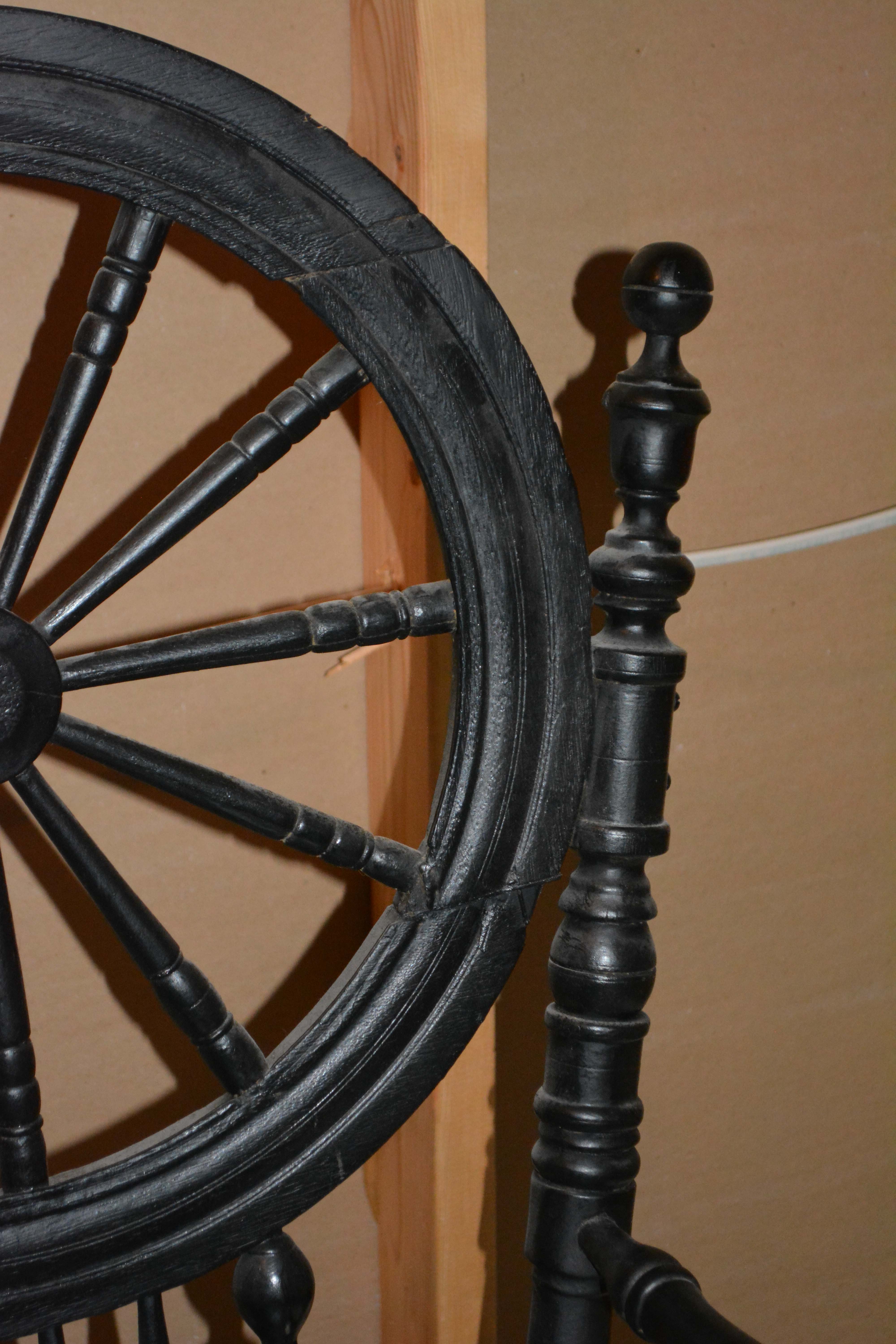 Vintage Spinning Wheel Chair EBTH