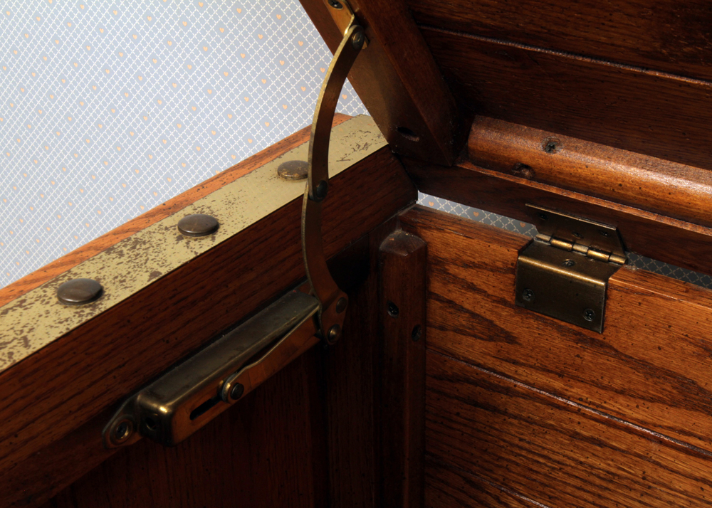 Circa 1980s "Windjammer" Oak Sea Chest by YoungHinkle EBTH