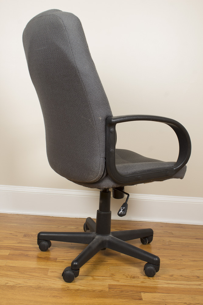 GrayUpholstered Rolling Office Chair by Swinton Avenue Trading EBTH