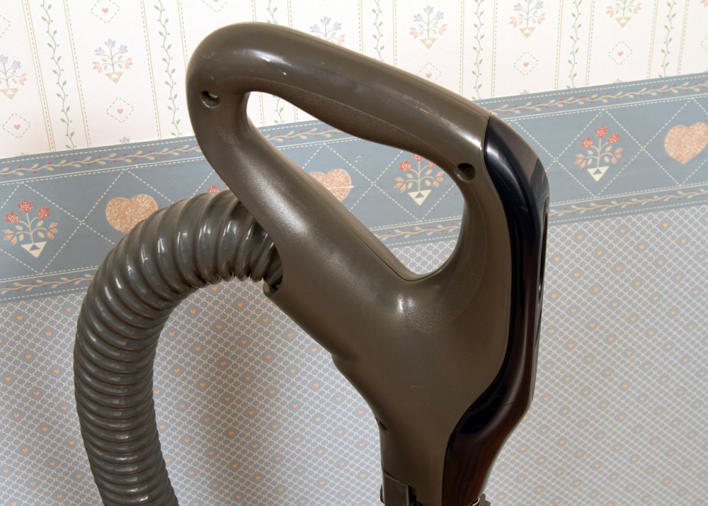 Kenmore Progressive Bagged Canister Vacuum Cleaner Model 116 EBTH