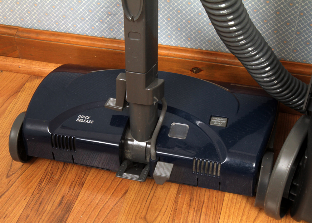 Kenmore Progressive Bagged Canister Vacuum Cleaner Model 116 EBTH