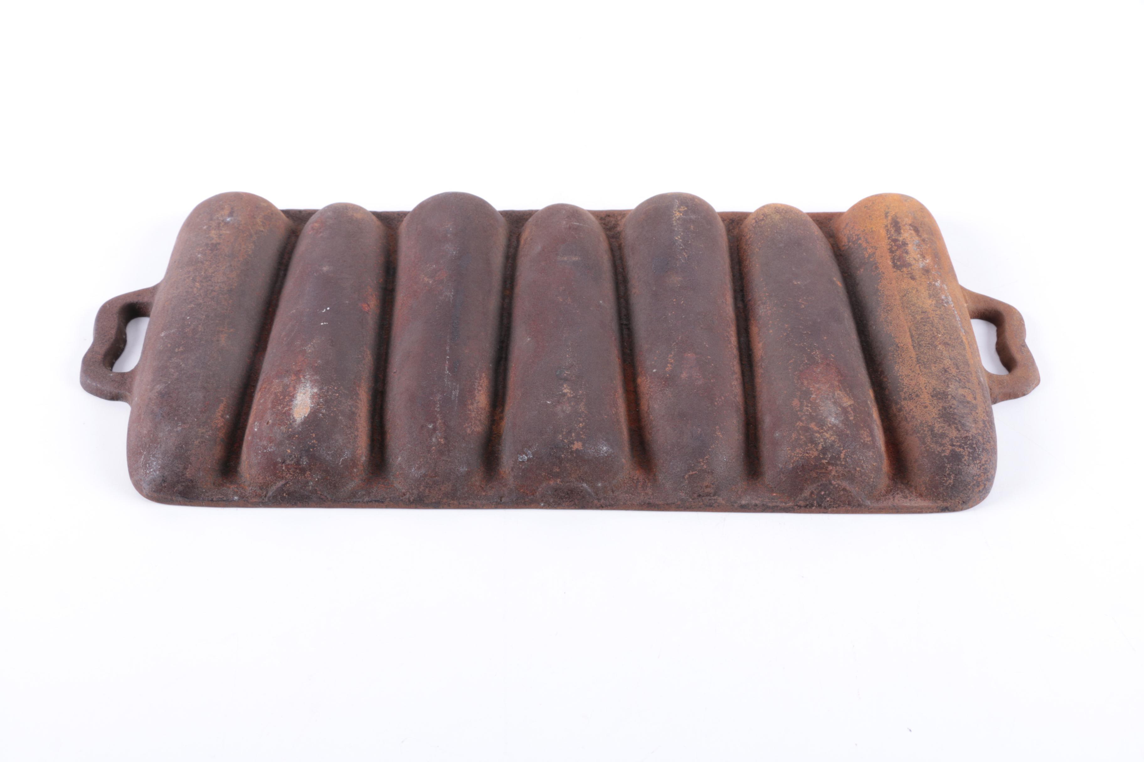 Vintage Cast Iron Corn Bread Mold EBTH