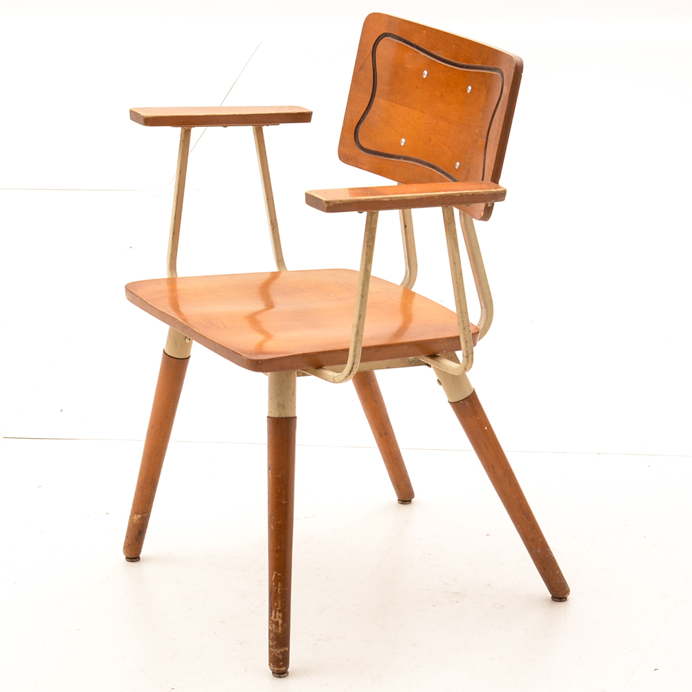 Vintage Mid Century Modern School Chairs by the HillRom Company EBTH