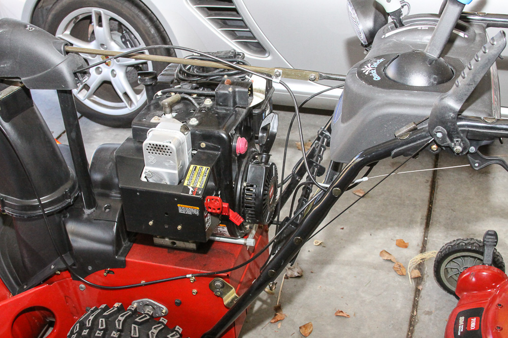 Toro Power Max 1028 LXE Snow Thrower EBTH