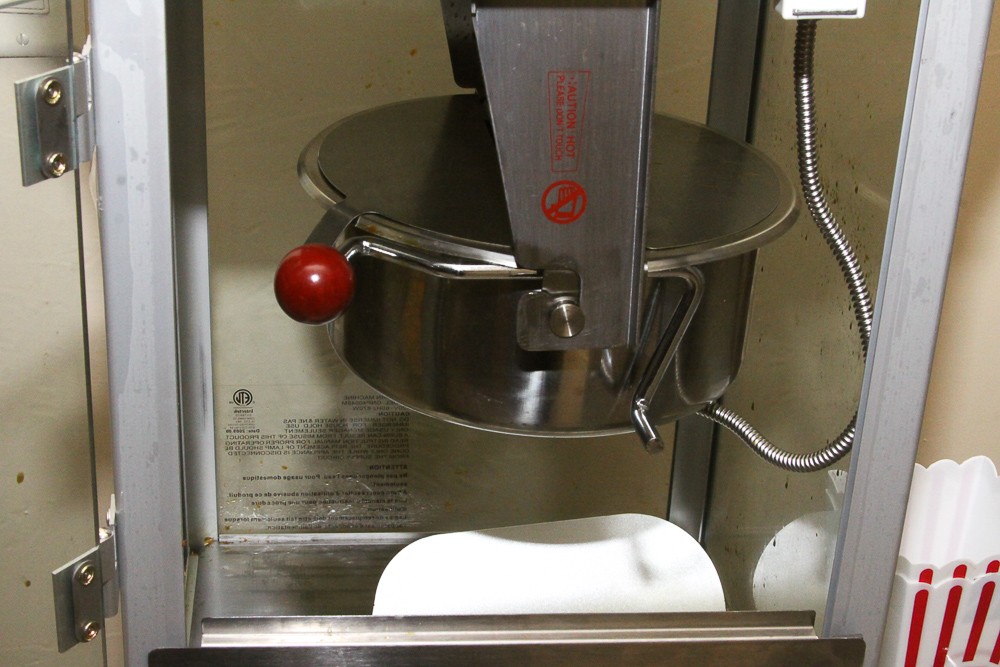 Great Northern Popcorn Machine EBTH