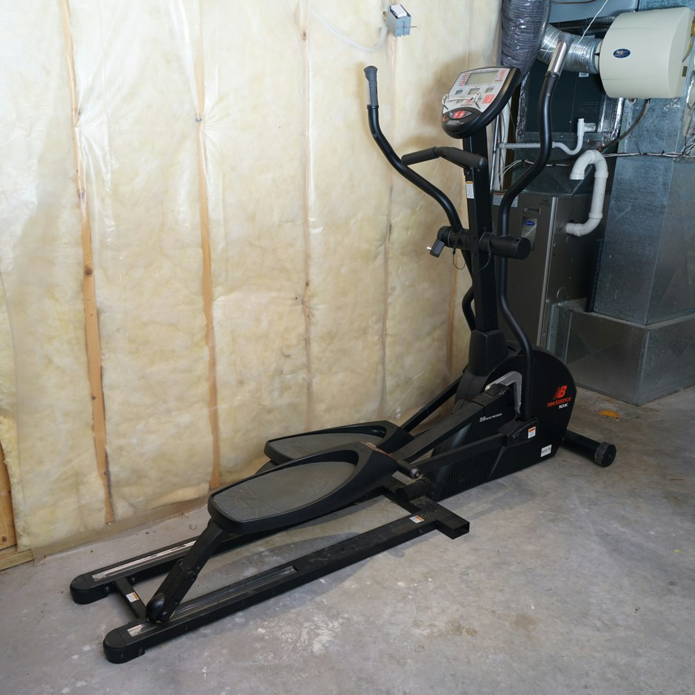 New Balance 10K Elliptical Trainer | EBTH