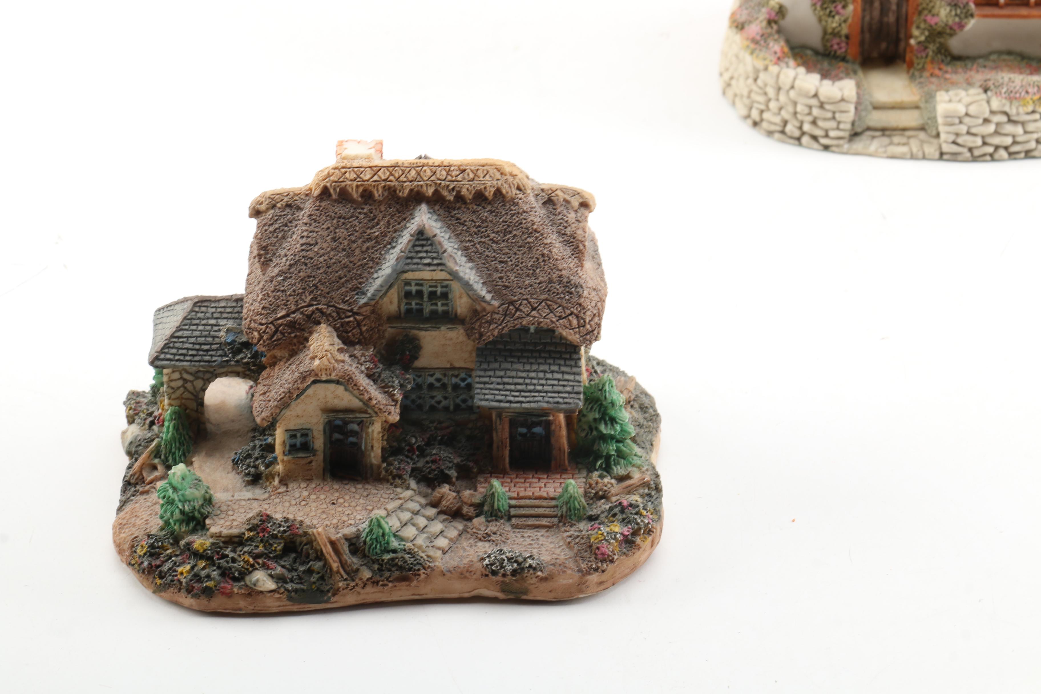 Ceramic House Figurines and Clock Decor Featuring Art Mark EBTH