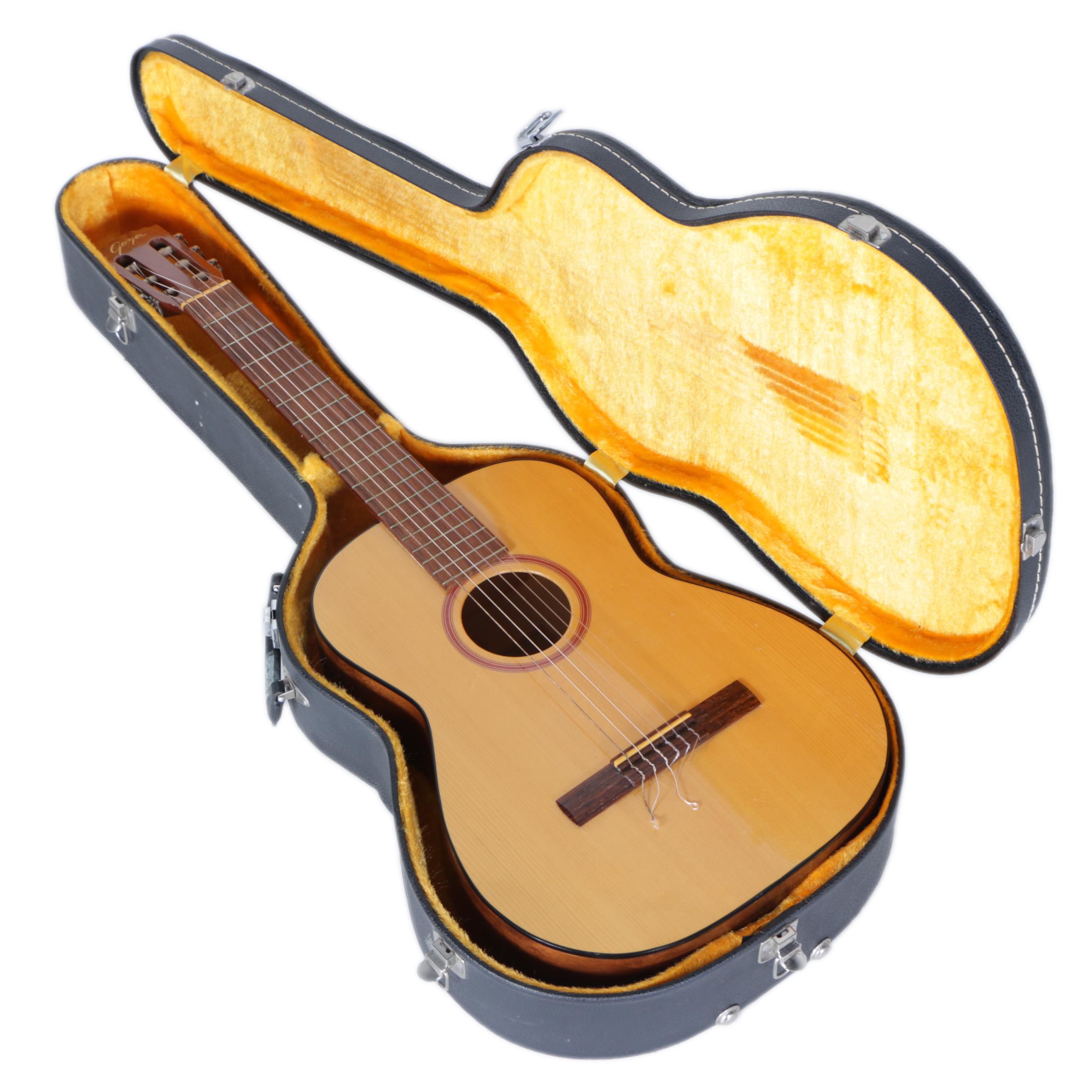 Concert Size Acoustic Guitar Case - Vintage Goya Gg 10 Classical Acoustic Guitar With Hardshell Case Ebth