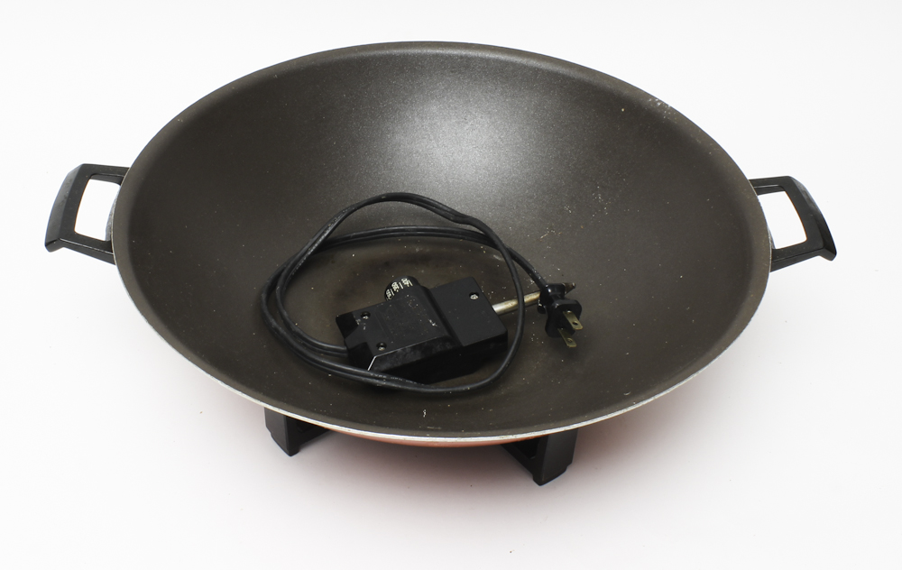 Vintage West Bend Electric Wok EBTH