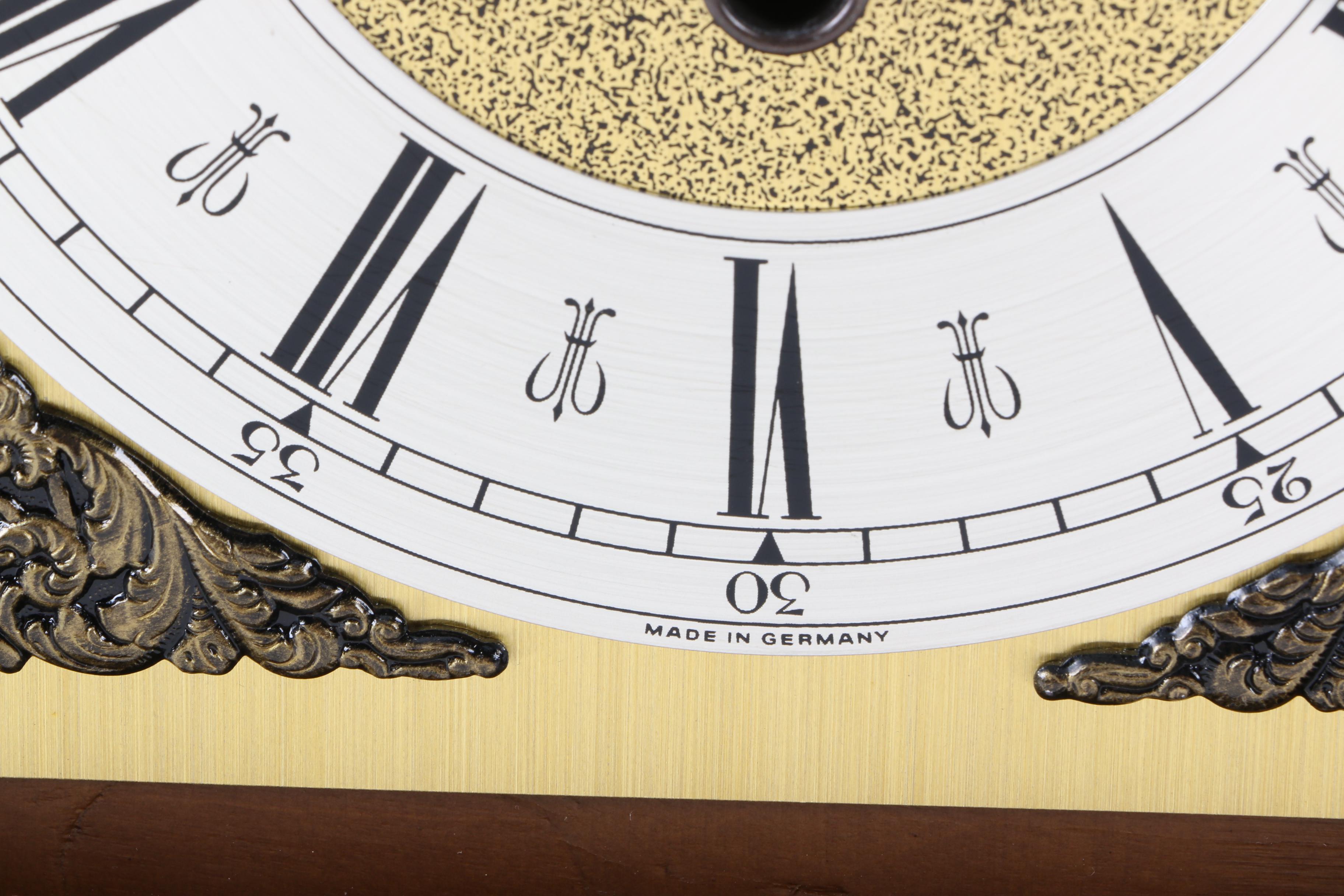 Vintage Bulova Tempus Fugit Chime Mantel Clock EBTH