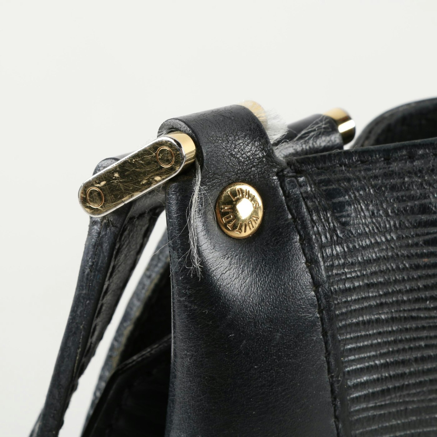 2004 Louis Vuitton of Paris Black Epi Leather Mandara Shoulder Bag | EBTH