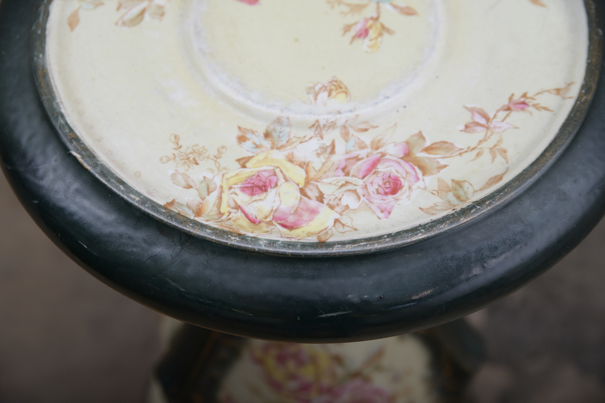 Vintage Glazed Porcelain Pedestal Stand EBTH