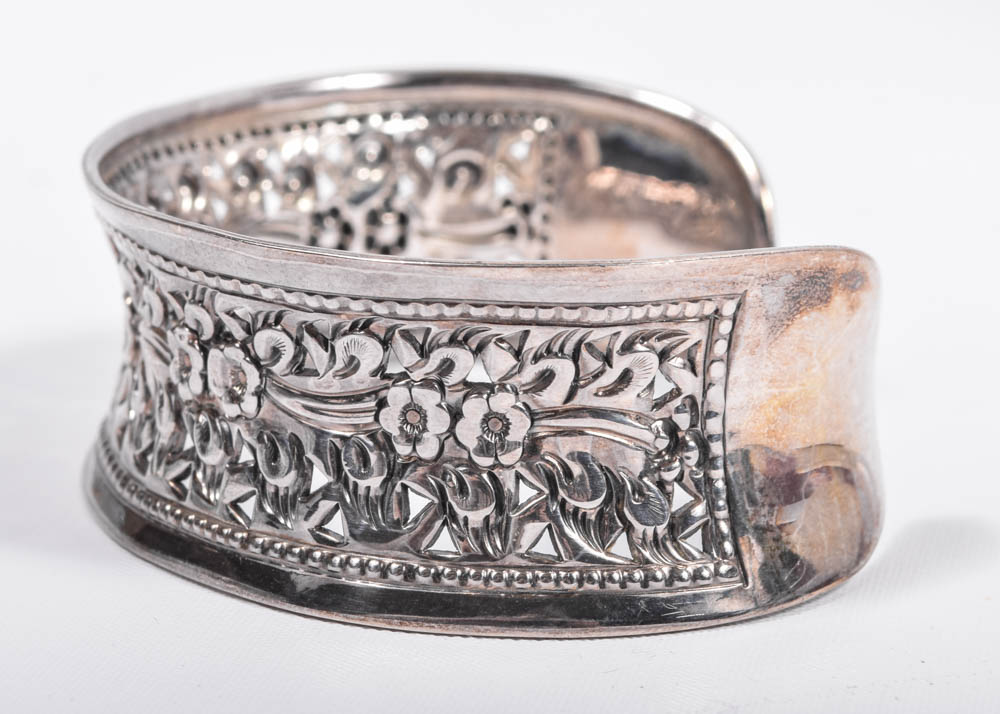 Sterling Silver Floral Motif Cuff Bracelet EBTH