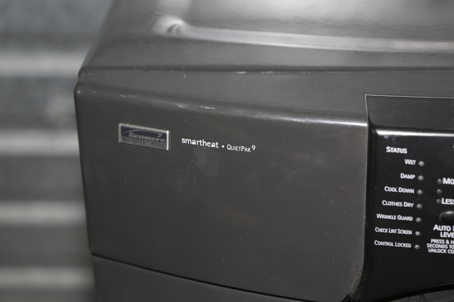 Kenmore "Elite" FrontLoading Gas Dryer EBTH